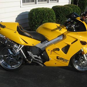 Rydah's 2000 VFR Interceptor