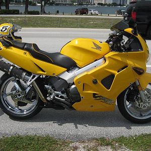 Rydah's 2000 VFR Interceptor