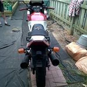 1984 v750