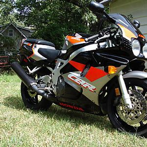 93 cbr 900