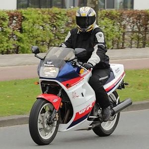 Honda VFR700F Interceptor 1986 & owner