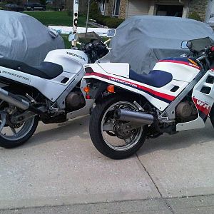 1986 VFR F1 and F2