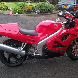 1996 VFR 750
