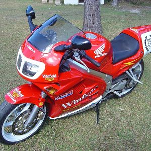 1995 vfr Troy Corser replica No 8 of 25 built
