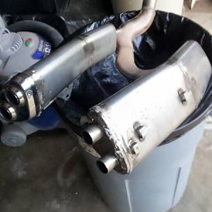 2002 VFR exhaust gutting!