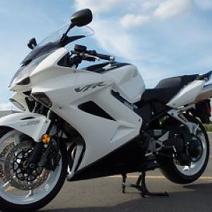2009 White/Black VFR
