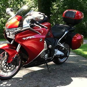 2010 Honda VFR1200F  VFR , 1200F  Akrapovic  Two Brothers  Juice Box Pro  V