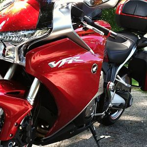 2010 Honda VFR1200F  VFR , 1200F  Akrapovic  Two Brothers  Juice Box Pro  V