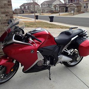 MYVFR_w-bags