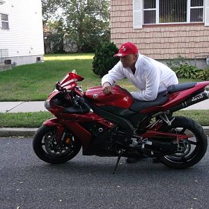 2004 R1