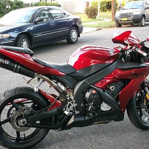 2004 R1