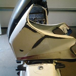 Upper fairing