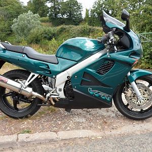 vfr750fv