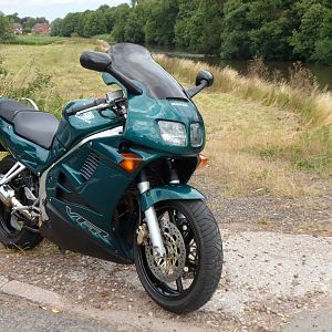 vfr750fv