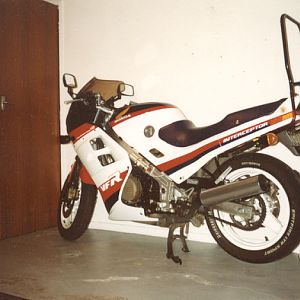 VFR700
