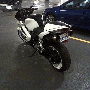 09 VFR800A