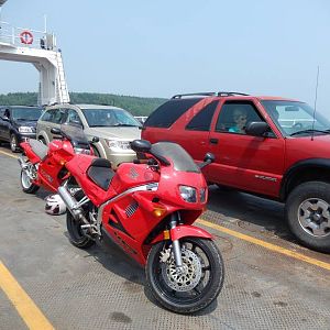 1997 and 1990 Honda VFR750F