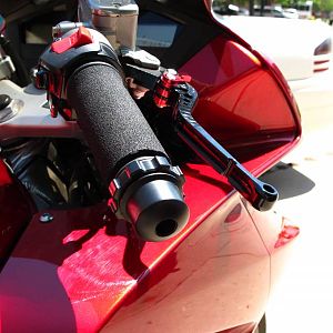 Kaoko Cruise Control, Pazzo Type Levers, Grip Puppies - 2007 Honda VFR800
