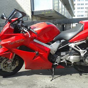 Seat cowl & no top box