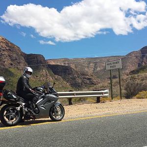 Huis River Pass