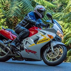 VFR800, Gen 5, 50th Anni, Mac Pass