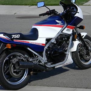 1985Honda VF750FF Interceptor