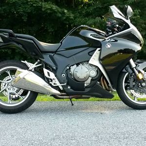 VFR1200F