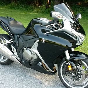 VFR1200F