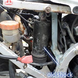 vf700f rear shock replace