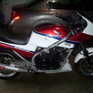 1985 VF700F