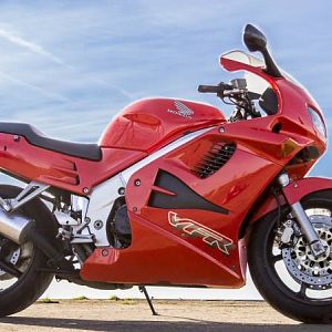 VFR 750 Promo