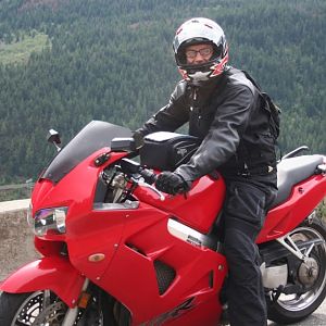 1999VFR Red, Washington Mountain Pass