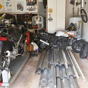 garage empty : (