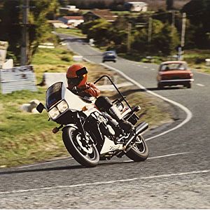 CBX750