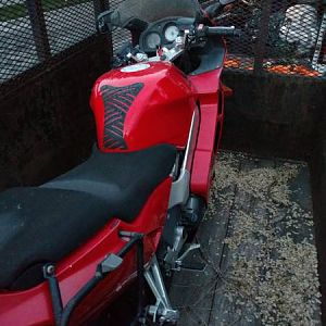 Picking up the 1999 VFR800