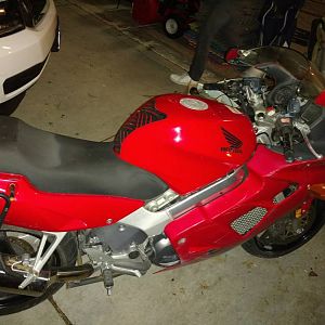 Picking up the 1999 VFR800