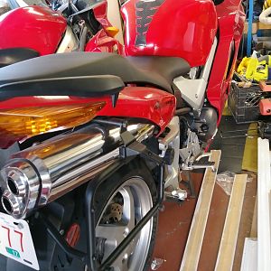 2005 VFR!
